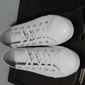 Converse gray leather 8.5